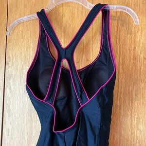 Speedo 6 black hot pink racerback racing diving competition maillot swimsuit